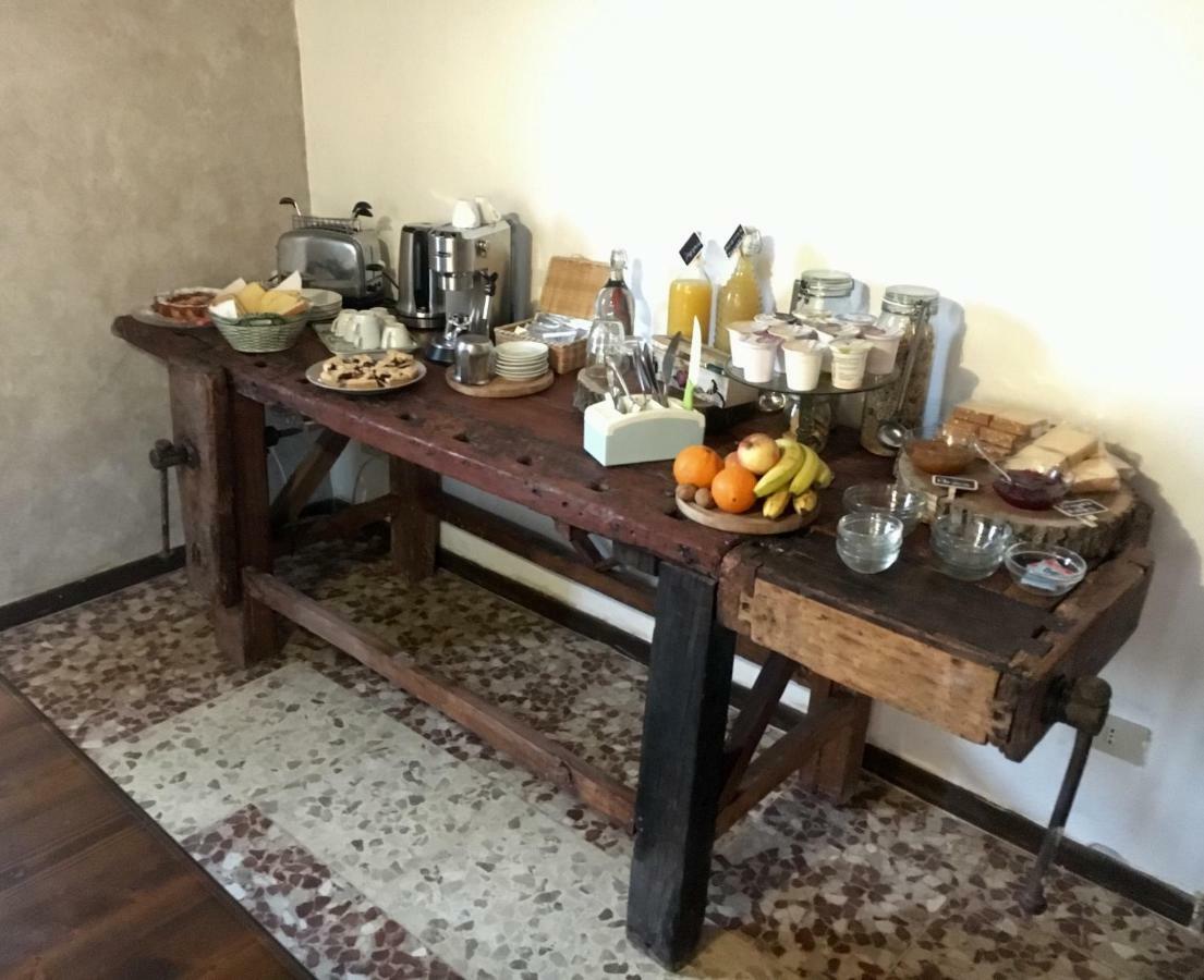 New Flowers Farm B&B โนเชโต ภายนอก รูปภาพ